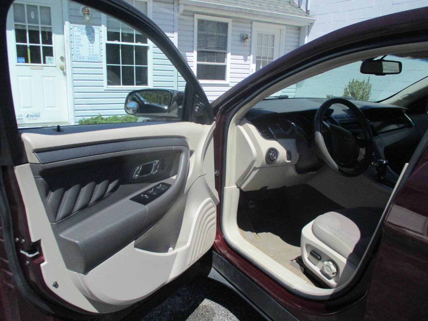 2011 BURGUNDY Ford Taurus (1FAHP2EW3BG) , AUTOMATIC transmission, located at 540a Delsea Drive, Sewell, NJ, 08080, (856) 589-6888, 39.752560, -75.111206 - Photo#13